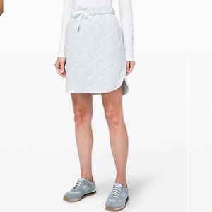 🍋 Lululemon On the Fly Skirt 🍋